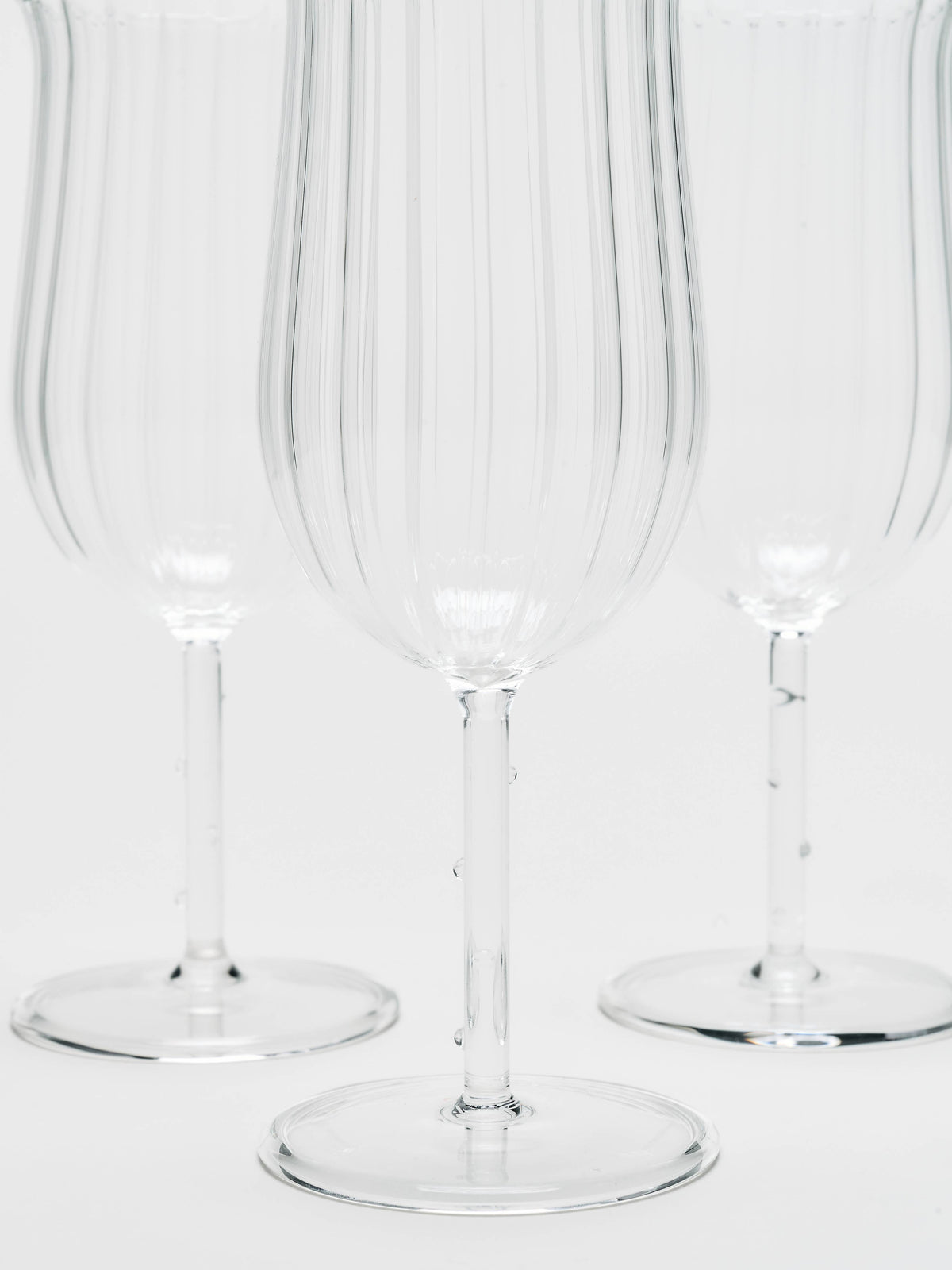 Tulip Wine Glass, Clear (Set of 4)
