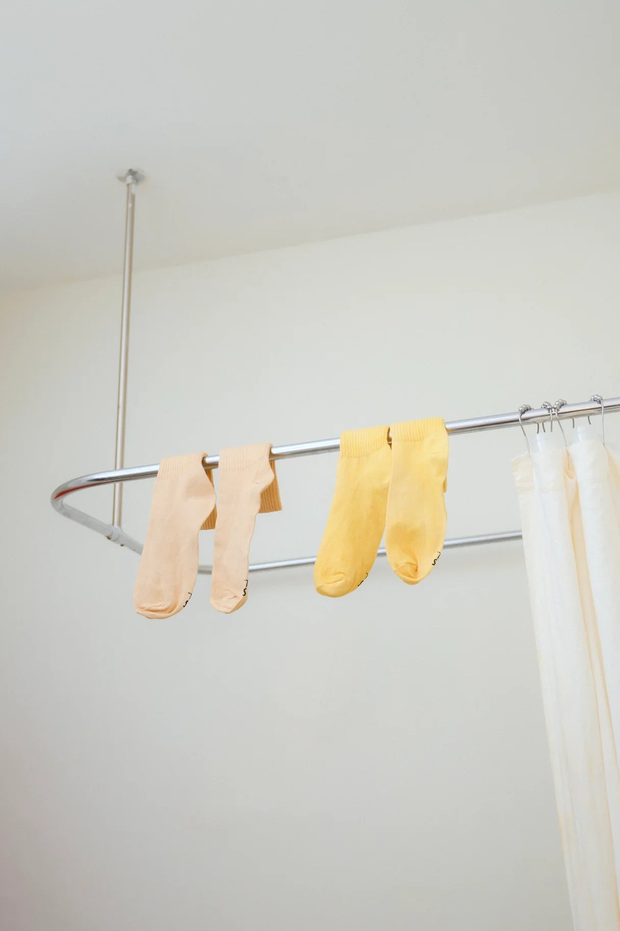 Crew Socks in Natural