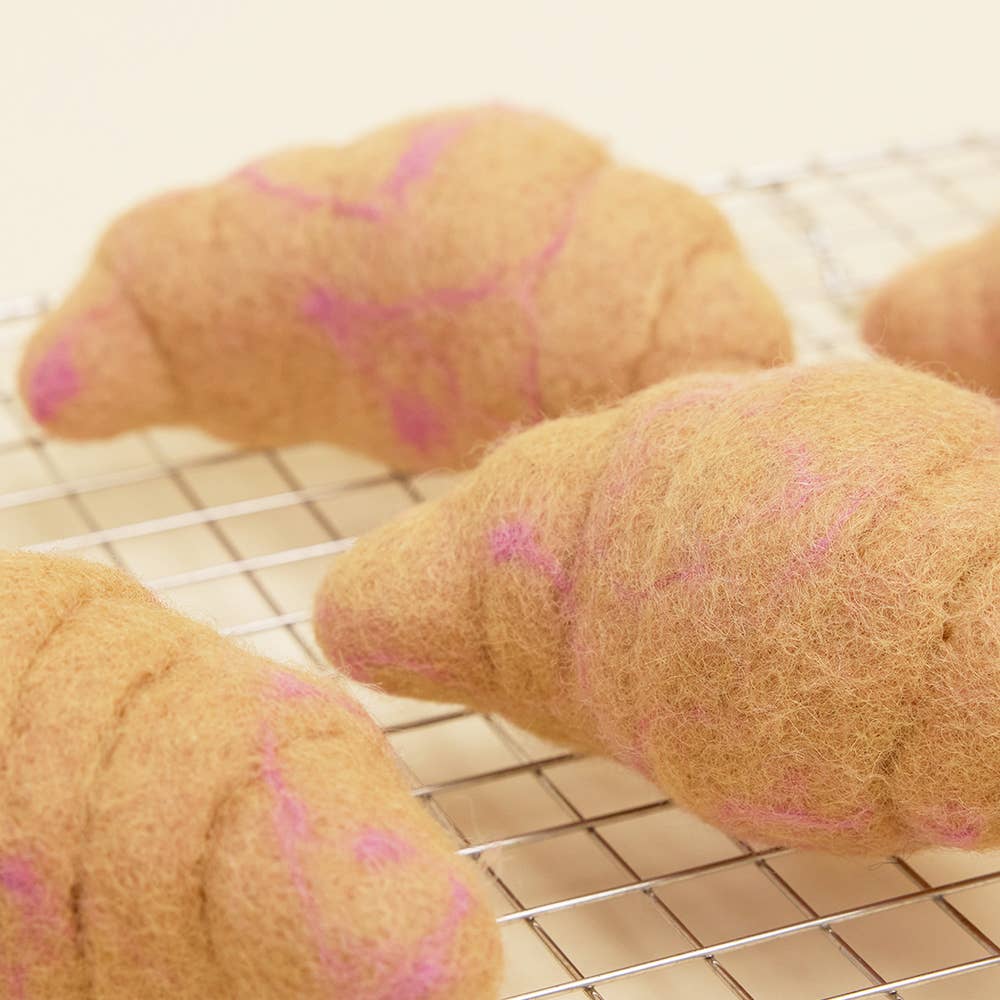 Croissant Wool Dog & Cat Toy