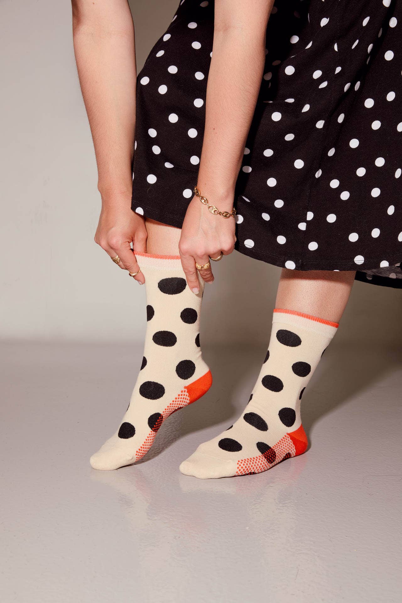 Panhandle Classic Dot Crew Socks in Cream