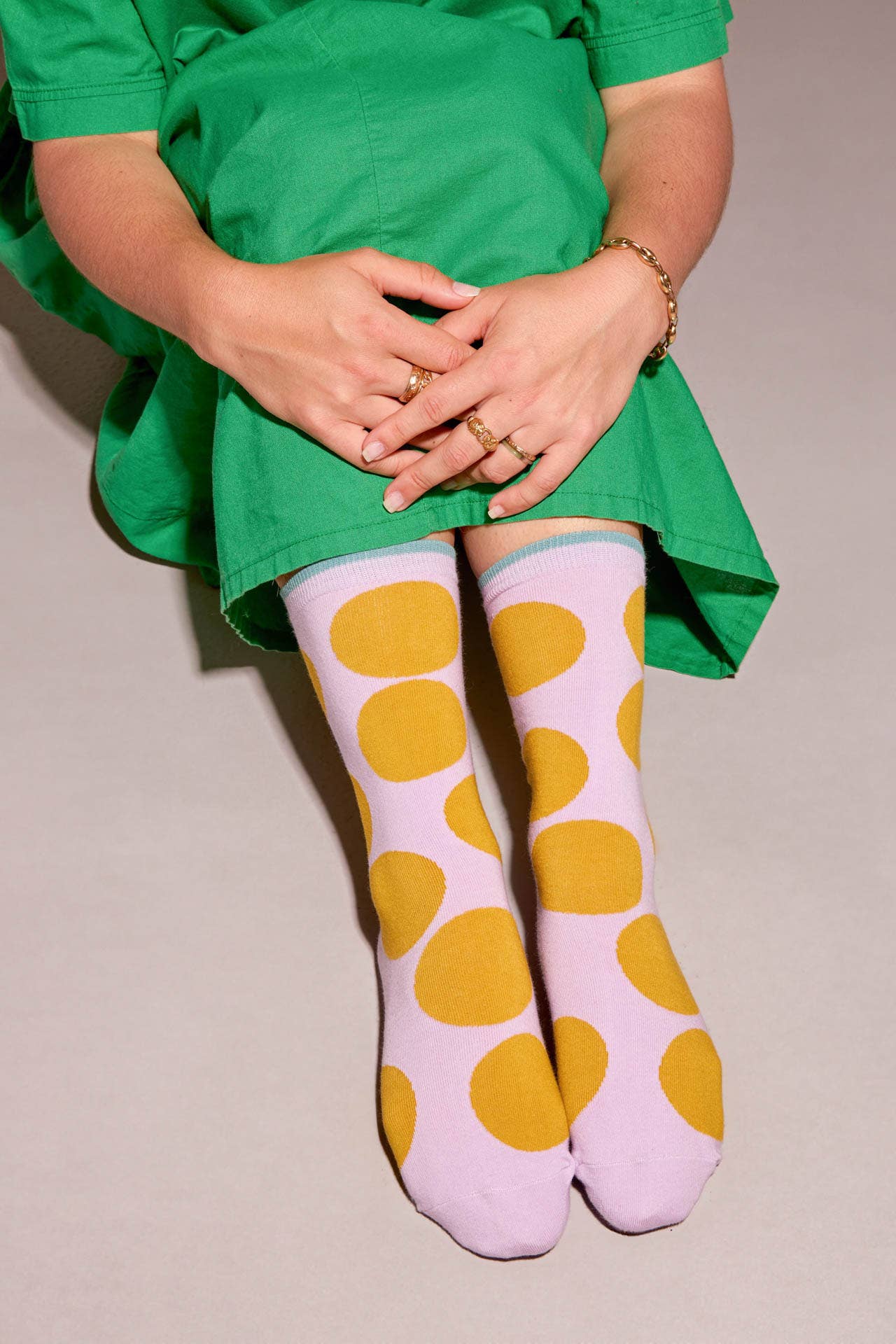 Sutro Bold Dot Crew Socks in Wisteria