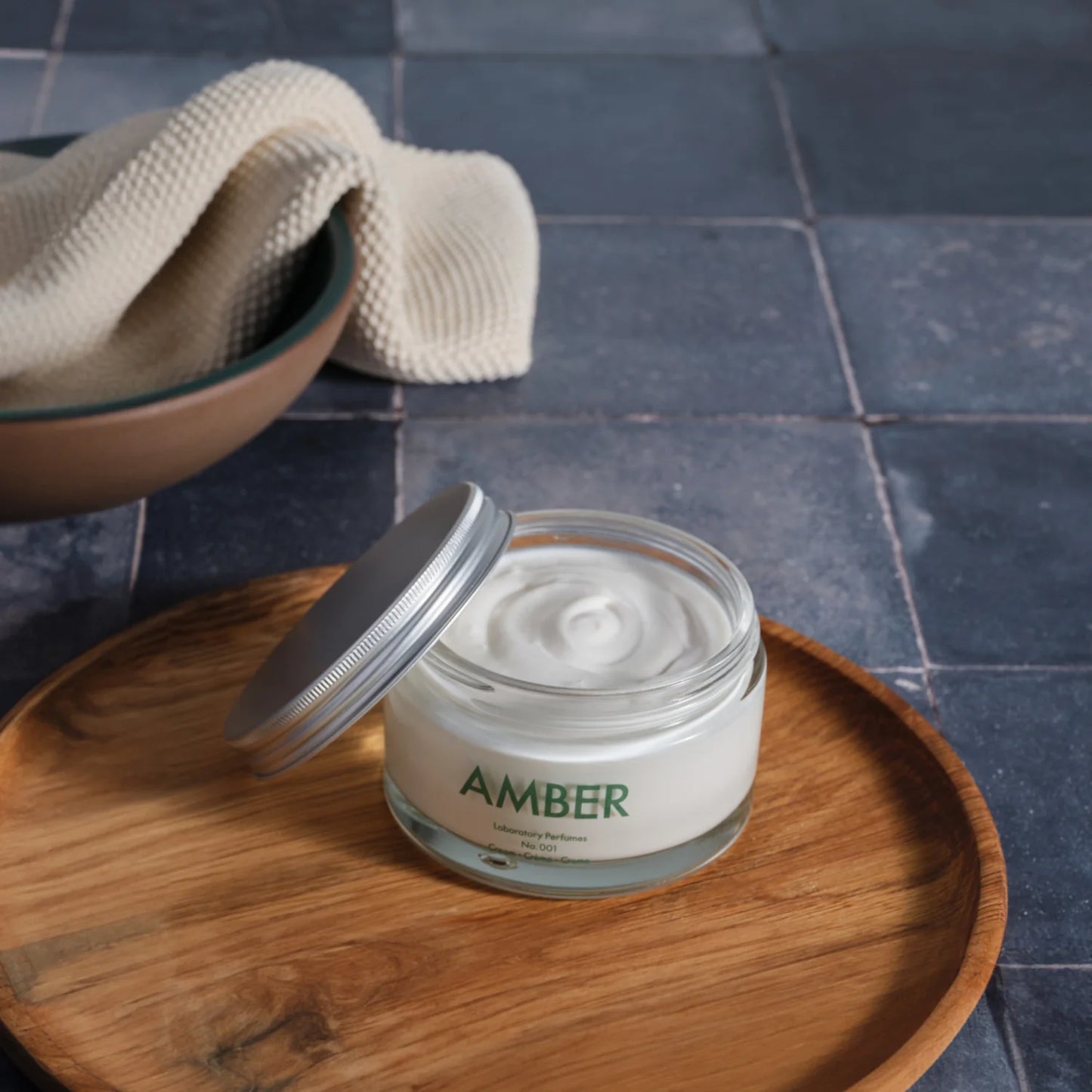 No. 001 Amber Cream