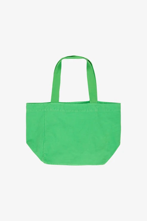 Big Tote in Nice Grass