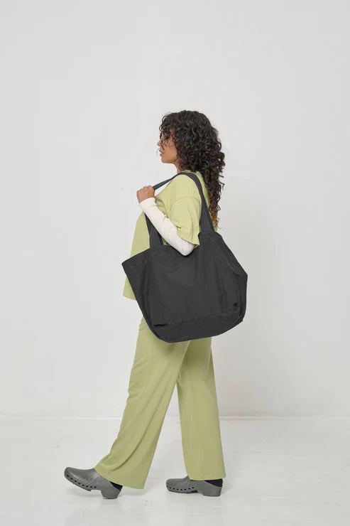 Big Tote in Slate