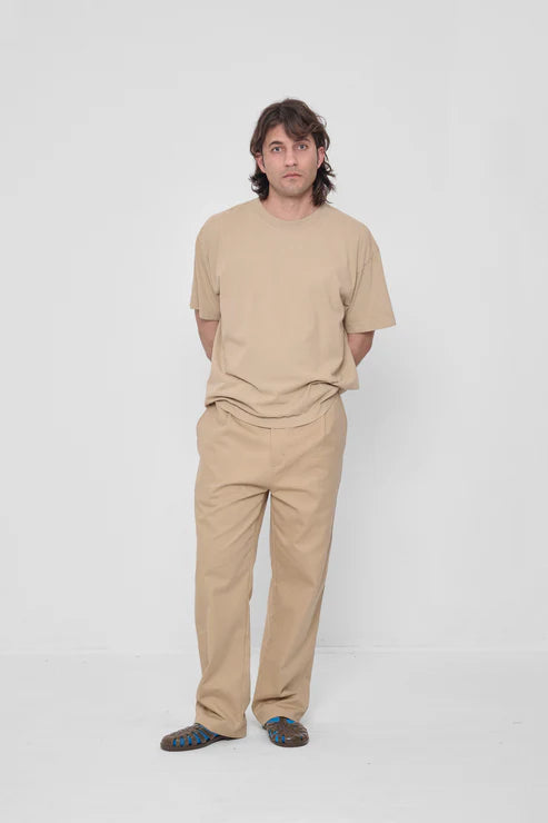 Boxier Trash Tee in Sandstorm