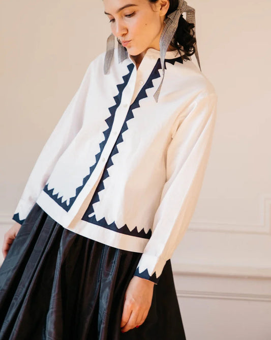Alpha Buttondown Zig Zag Applique - in Ivory/Navy