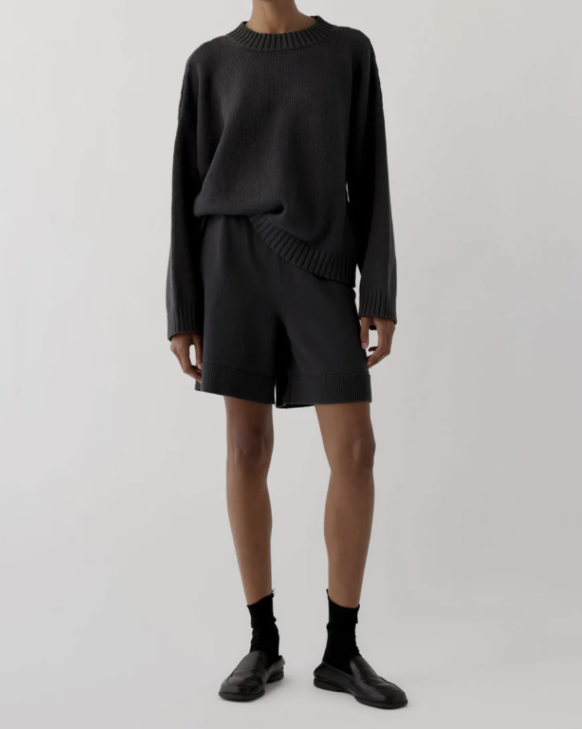 Rae Knitted Cotton Shorts in Washed Black