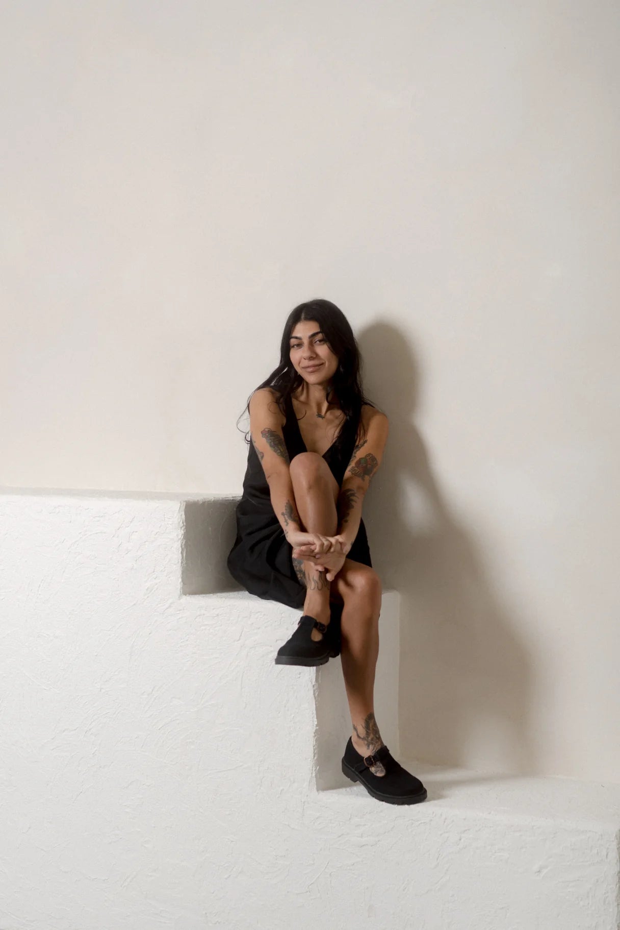 Lug Sole Mary Jane Shoes in Black