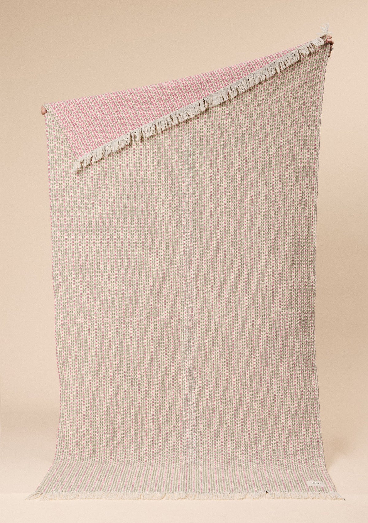 Cotton Throw in Rose Geometric