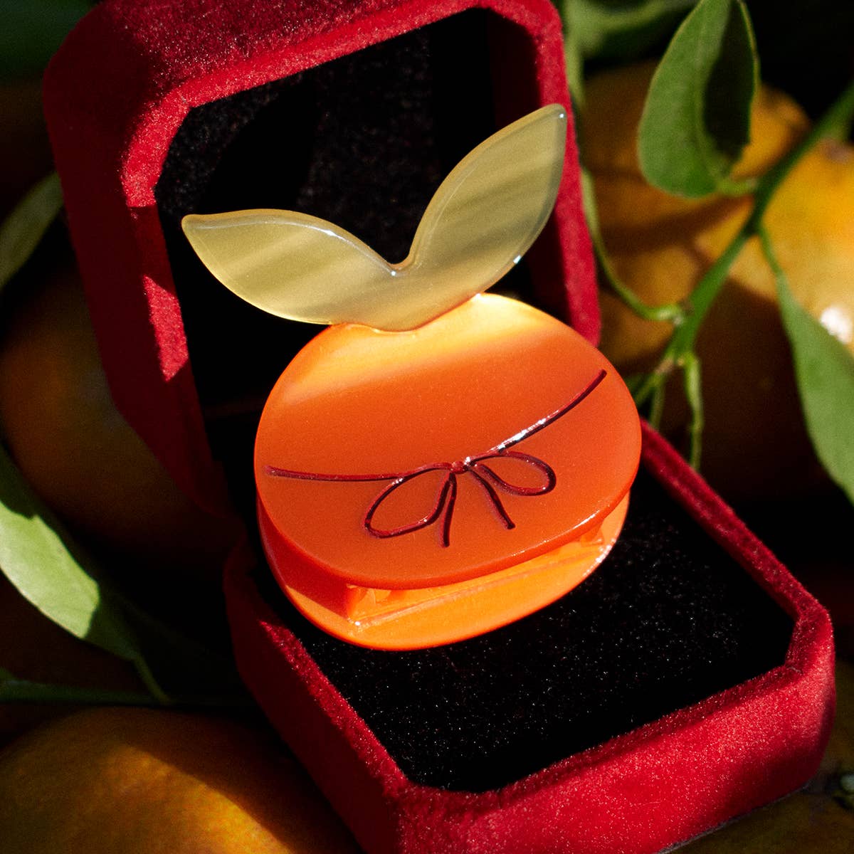 Mandarin Claw