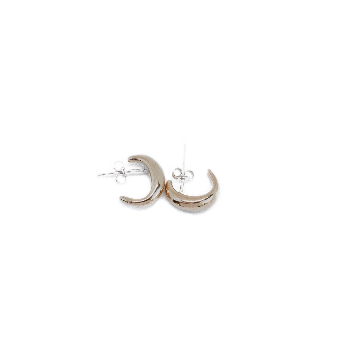 Lu Hug Studs